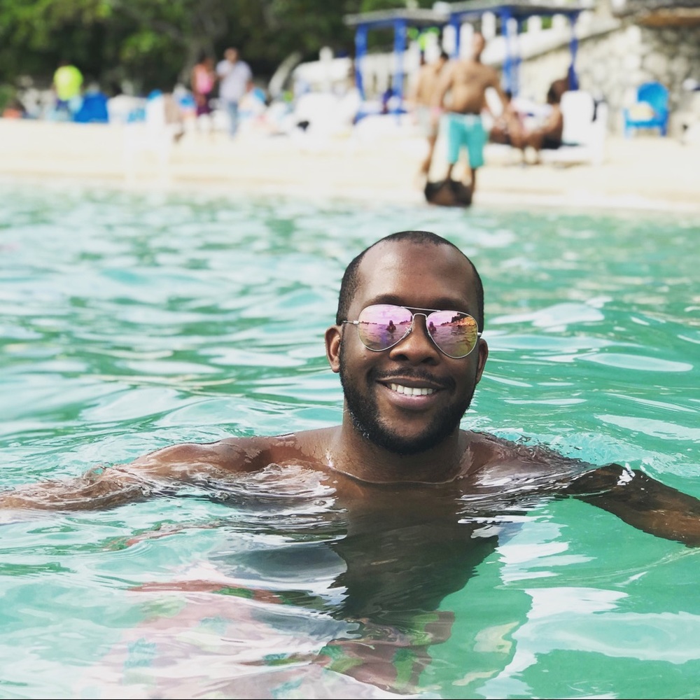 Meet your Posher, James